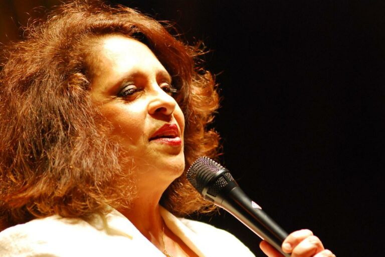 10 artistas que mudaram seus nomes artísticos, confira!