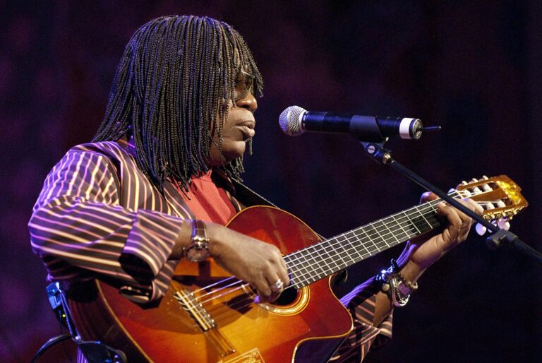 Relembre a carreira e os principais sucessos de Milton Nascimento