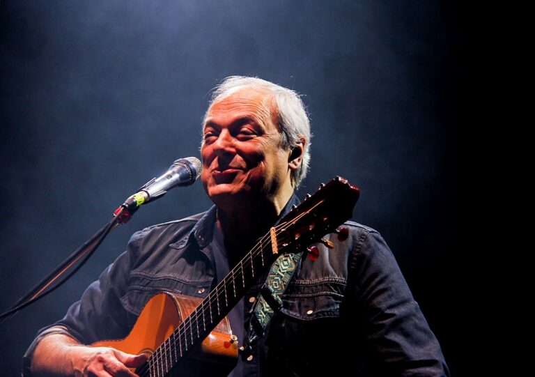 Gêneros musicais das canções do cantor e compositor Toquinho, vem conferir