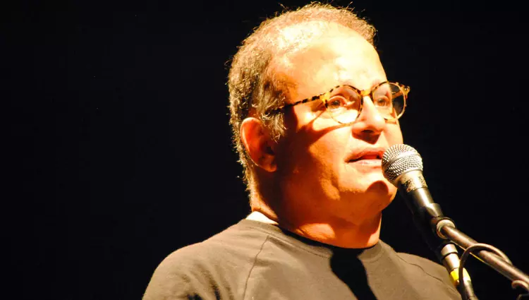 Guilherme Arantes nos ensinou que amar vale a pena