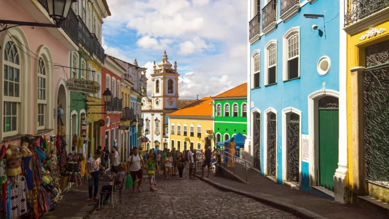 Salve, Salvador!