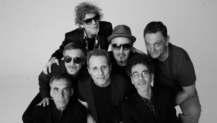 10 curiosidades sobre a carreira e sucessos da banda Titãs