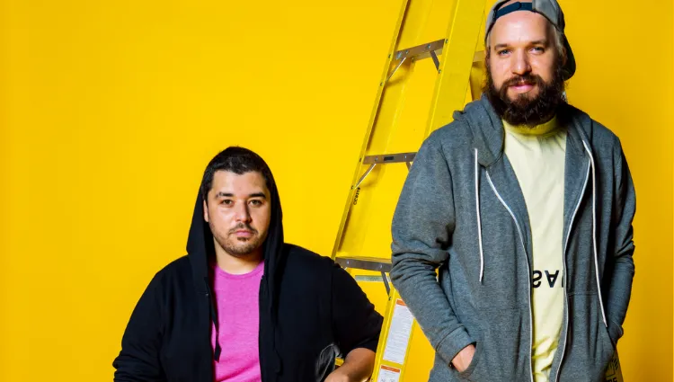 Projeto Capela: conheça o duo formado por Gustavo e Léo, no Vitrine