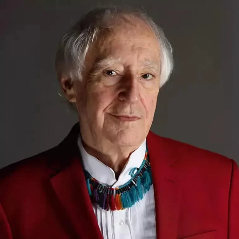 Morre Zé Celso, um dos ícones do teatro no Brasil