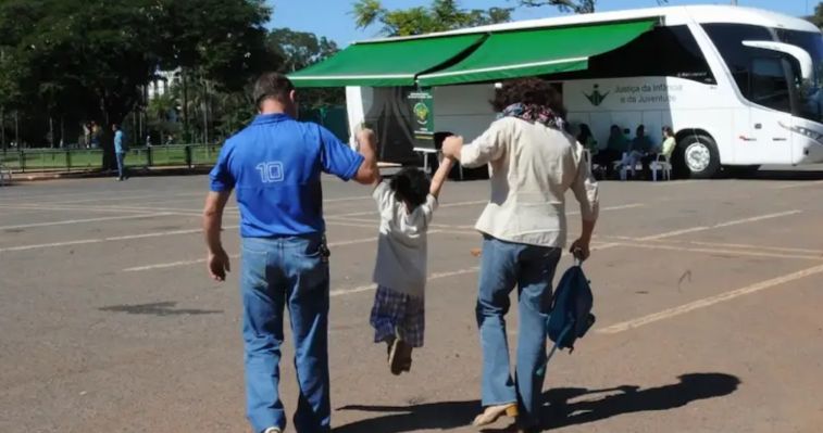 “Adoção mudou minha vida, mas é preciso preparo”, conta pai adotivo