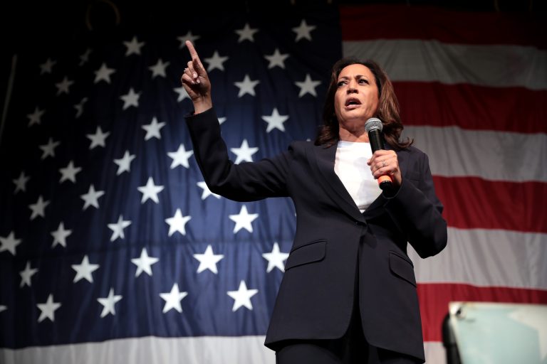 EUA: Kamala Harris ganha apoio dos democratas após saída de Joe Biden