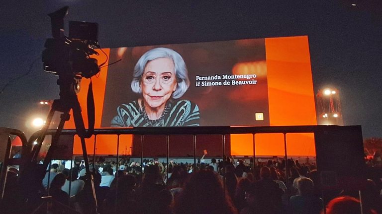 Fernanda Montenegro recebe homenagem de ‘maior público da carreira’ em São Paulo
