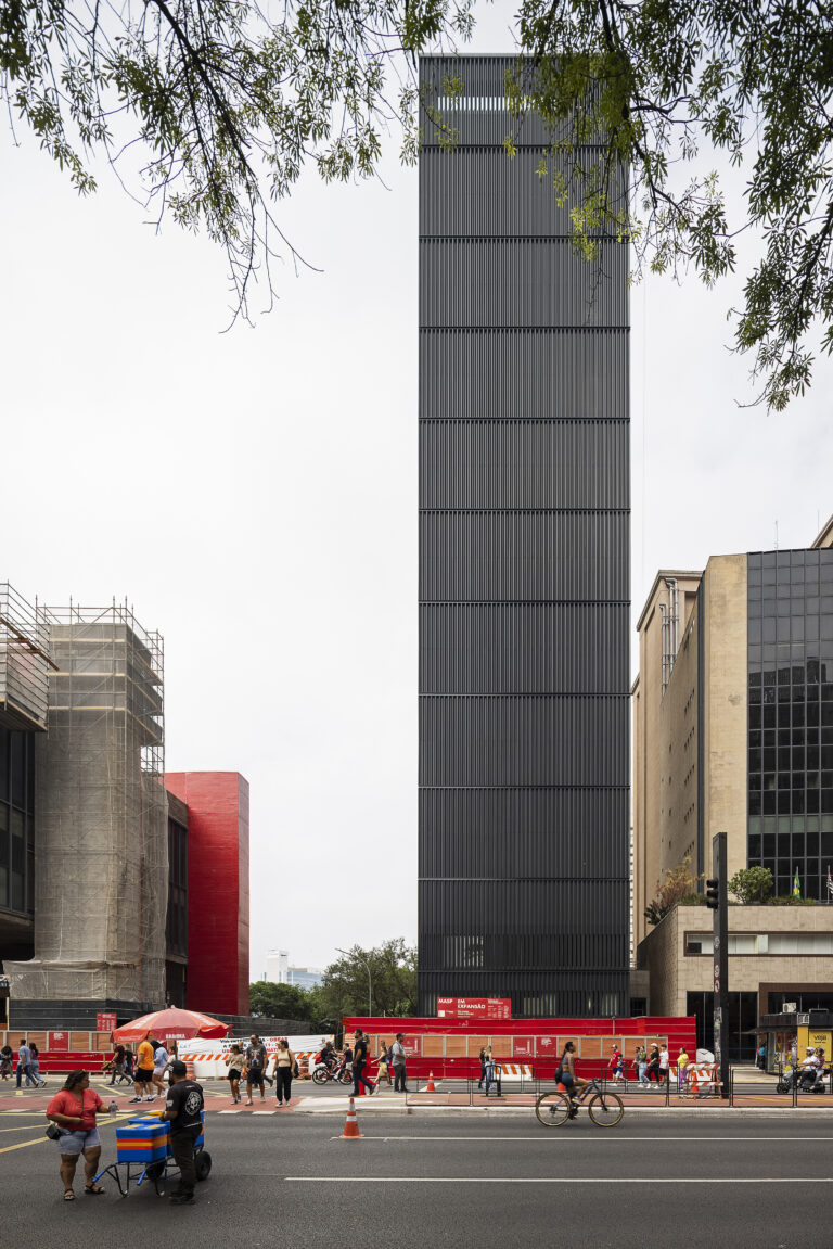 MASP amplia acervo em novo prédio e homenageia Lina e Pietro