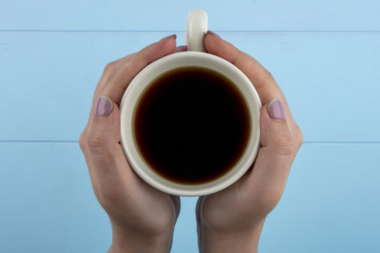 Do cafezinho ao samba: charme dos costumes brasileiros; confira