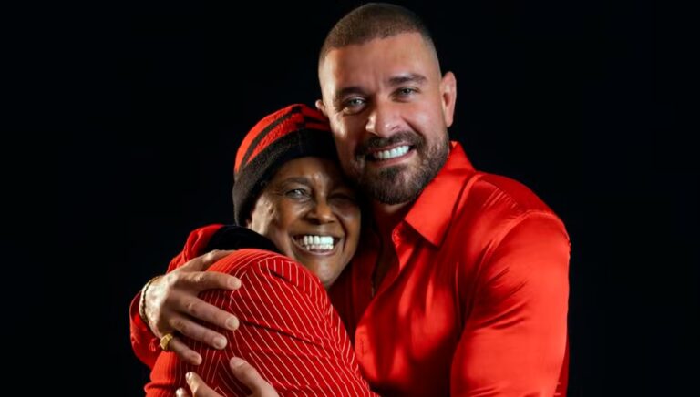Diogo Nogueira exalta o amor em álbum; Sandra Sá participa