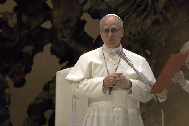 Papa Leão XIV recebe Zelensky e oferece Vaticano para negociações de paz
