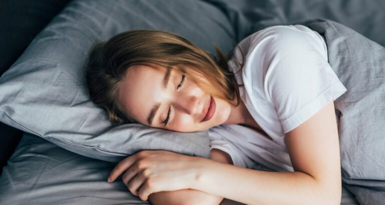 Dormir bem para viver mais: o papel do sono na longevidade e saúde mental