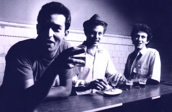 História da música &#8220;Alagados&#8221;, dos Paralamas do Sucesso