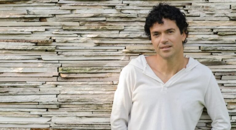 Jorge Vercillo prepara álbum de remixes e renova hits dos anos 2000