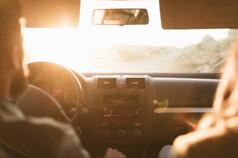 Melhores músicas da MPB para viajar na estrada; ouça agora
