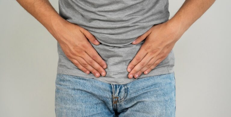 Hérnia inguinal: como identificar os primeiros sinais e quando a cirurgia é necessária