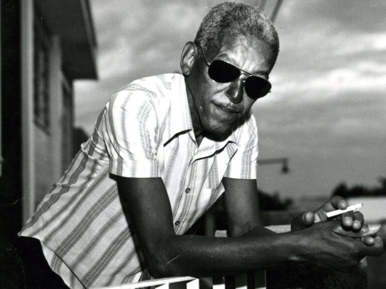 Revista Raça: “Cartola e o samba que nunca irá morrer”