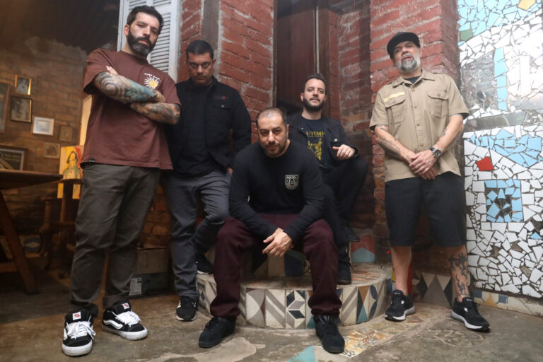 CPM 22 celebra 30 anos de carreira com o single “30 Anos Depois”