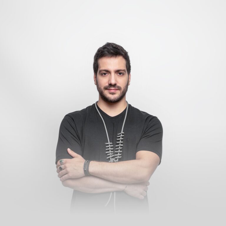 Fabio Nogara apresenta o espetáculo “Piano e Voz” no Teatro da Rotina, em São Paulo