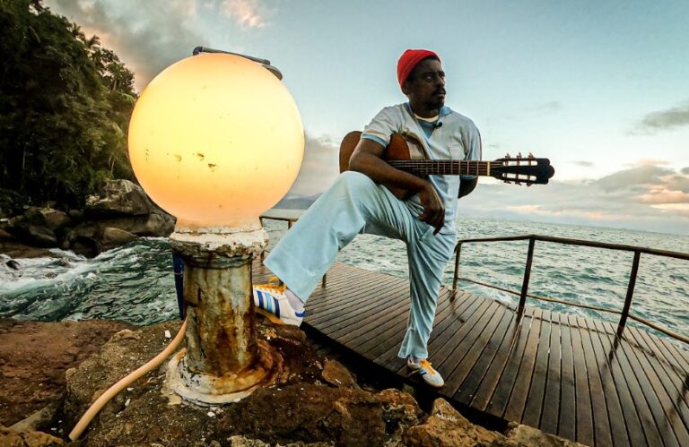 Seu Jorge divulga a live “The Life Aquatic: A Tribute to David Bowie”