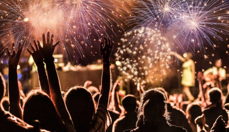 Sextou: Já que o ano só começa depois do Carnaval…