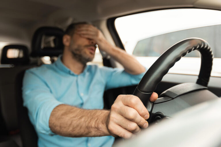 Enjoo em viagens: quando o balanço do carro ou avião vira problema de saúde