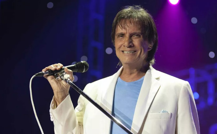 Roberto Carlos anuncia venda de ingressos para show de aniversário em Cachoeiro