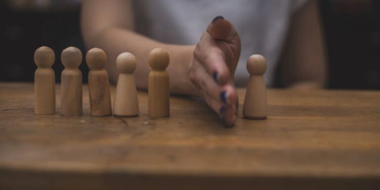 Depósito alheio e autossabotagem