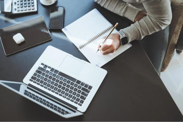 Você ainda trabalha em home office, mesmo que alguns dias da semana?