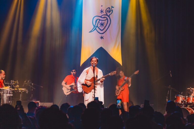 Rodrigo Alarcon expande fronteiras sonoras com o lançamento do EP “Guizo de Cascavel – Ao Vivo”